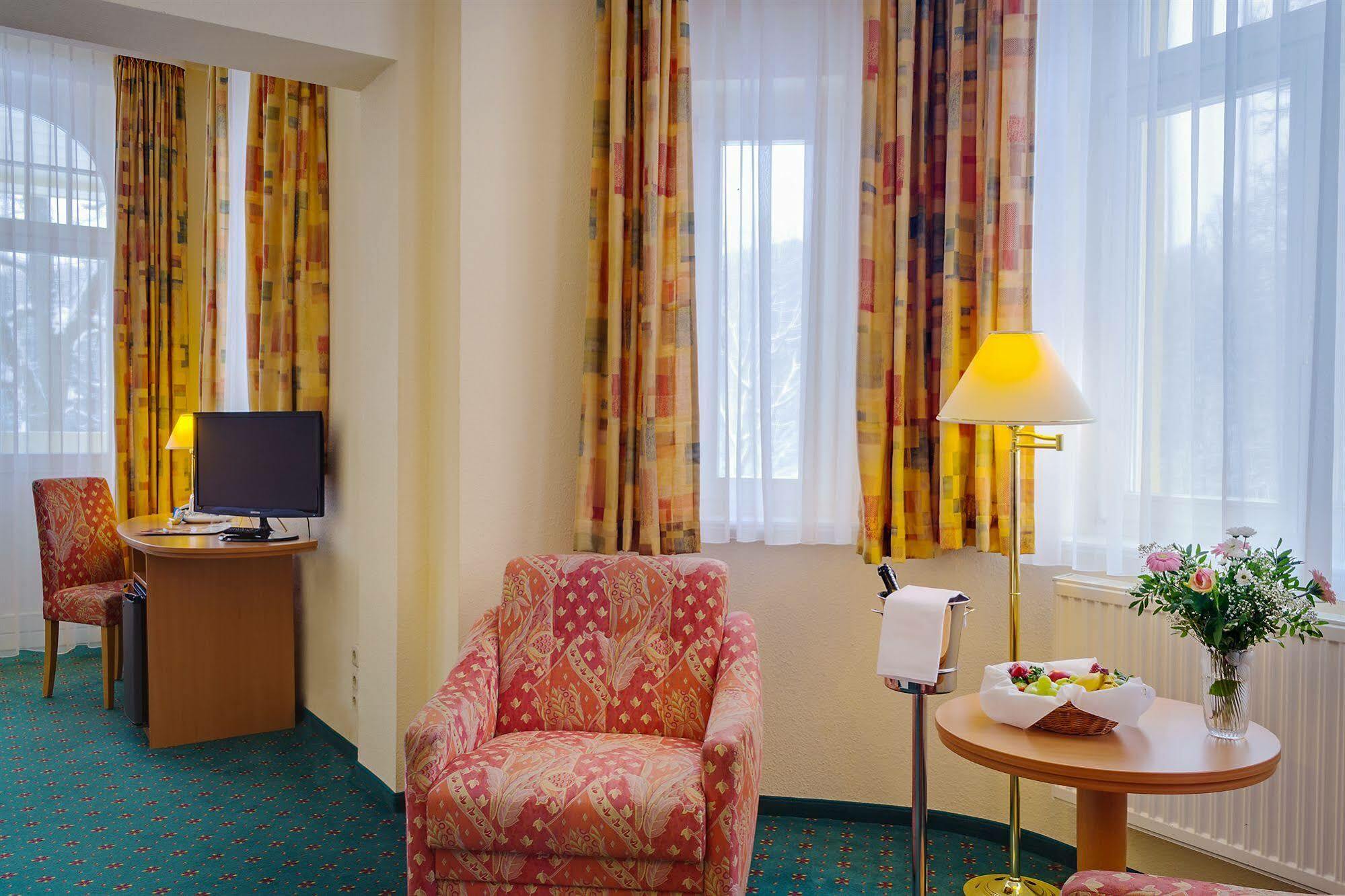 Ferien Hotel Villa Suedharz Sülzhayn Eksteriør billede