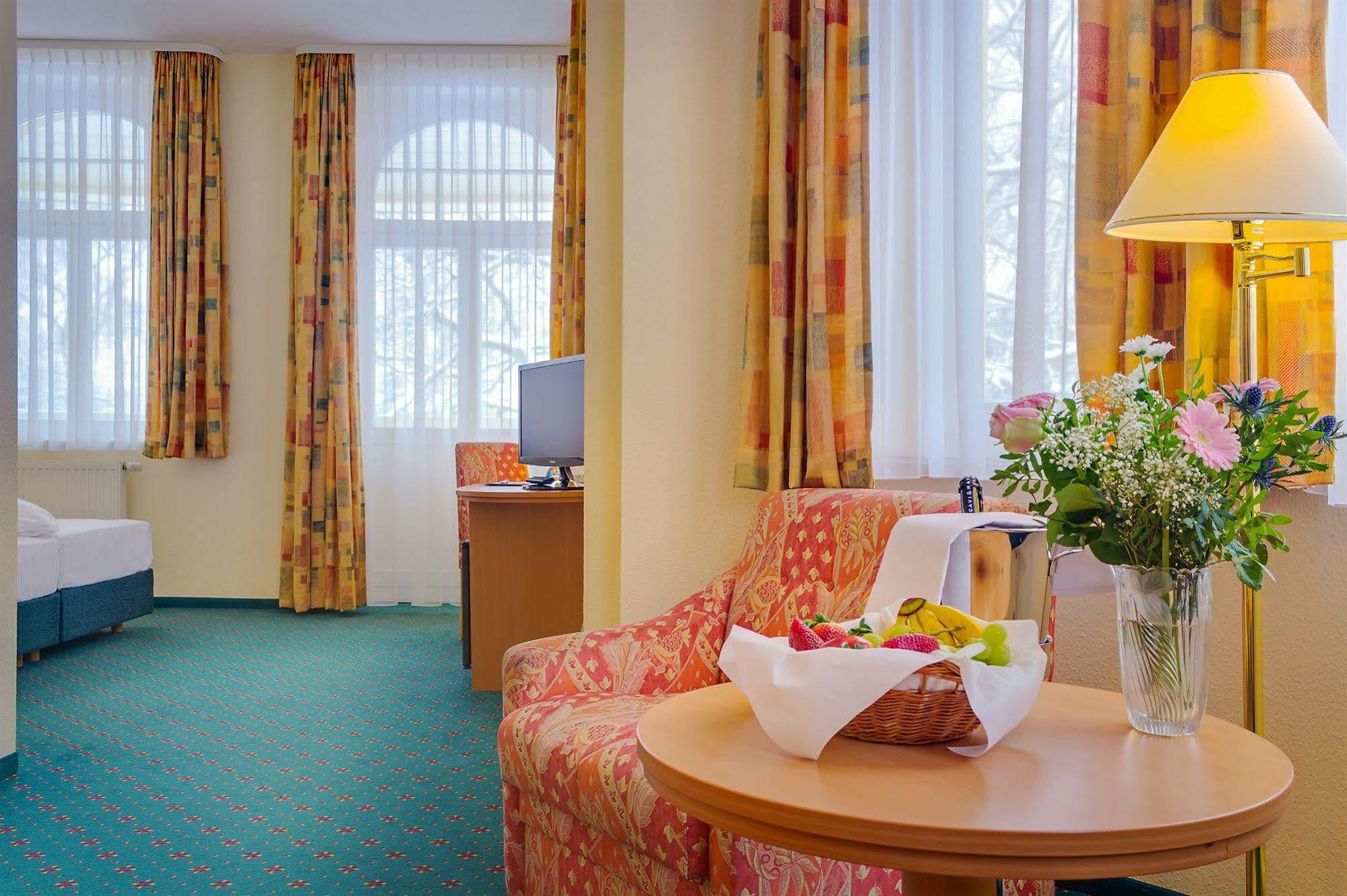 Ferien Hotel Villa Suedharz Sülzhayn Eksteriør billede